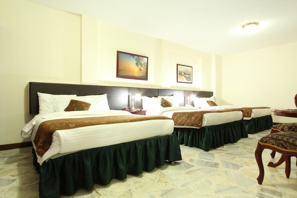 San Fernando Real 4* Cali