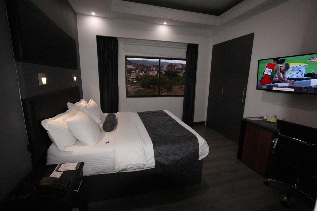 San Fernando Real Hotel