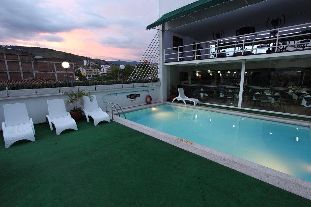 San Fernando Real 4*