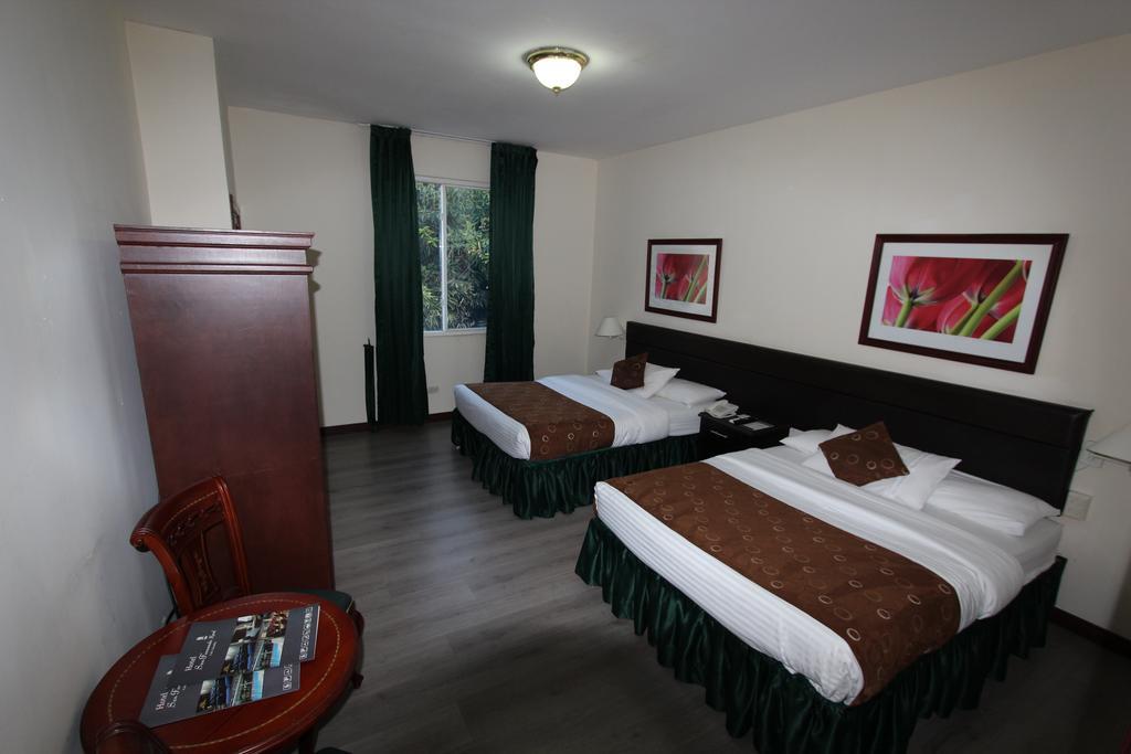 San Fernando Real 4*